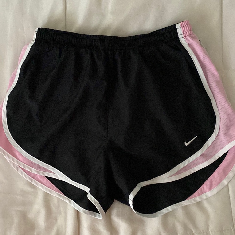 nike dri-fit women’s shorts